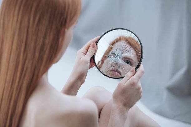 Is Social Media Fueling Body Dysmorphia in Summerlin Youth?